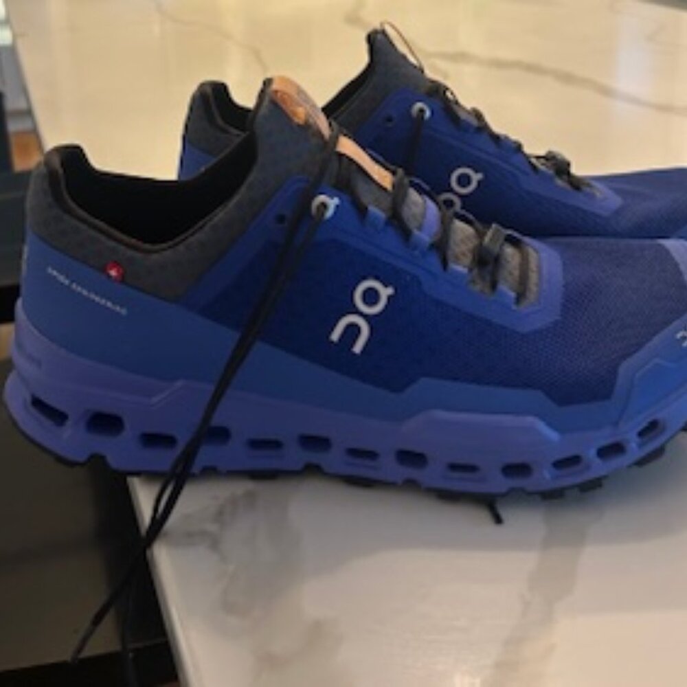 On Cloud Men's Shoes